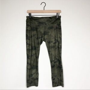 Lululemon Run Inspire Crop II Savasana Camo Green Size 6